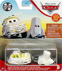 Mummy Costume Luigi from the Cars 2021 series, Mattel 1:55 diecast on its card